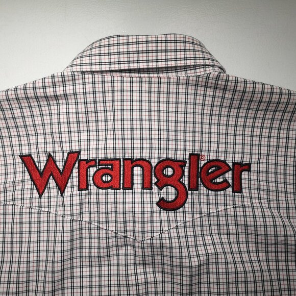 Wrangler Men's Size Large Black Red & White Plaid Button Front & Cuffs Shirt - Picture 7 of 11